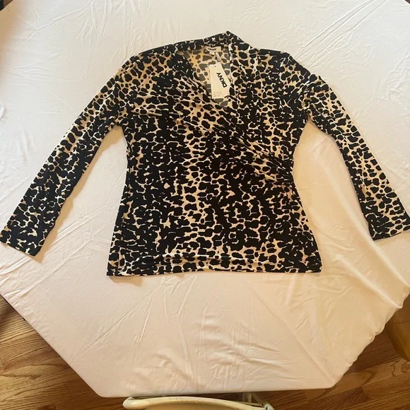 DKNY Animal Print Long Sleeve Blouse - Picture 1 of 2